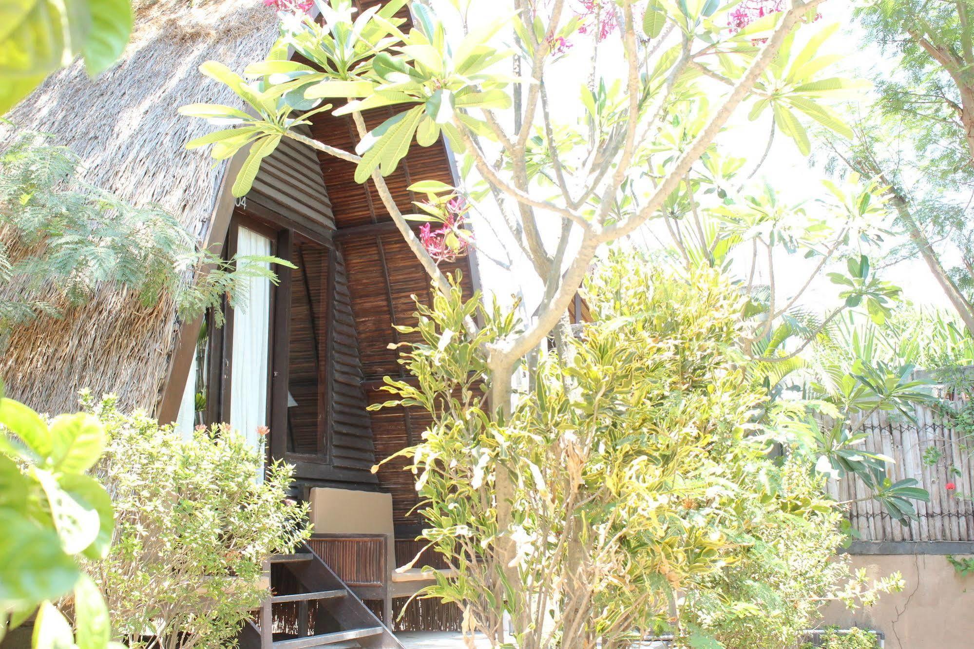 Good Heart Resort Gili Trawangan Exterior foto